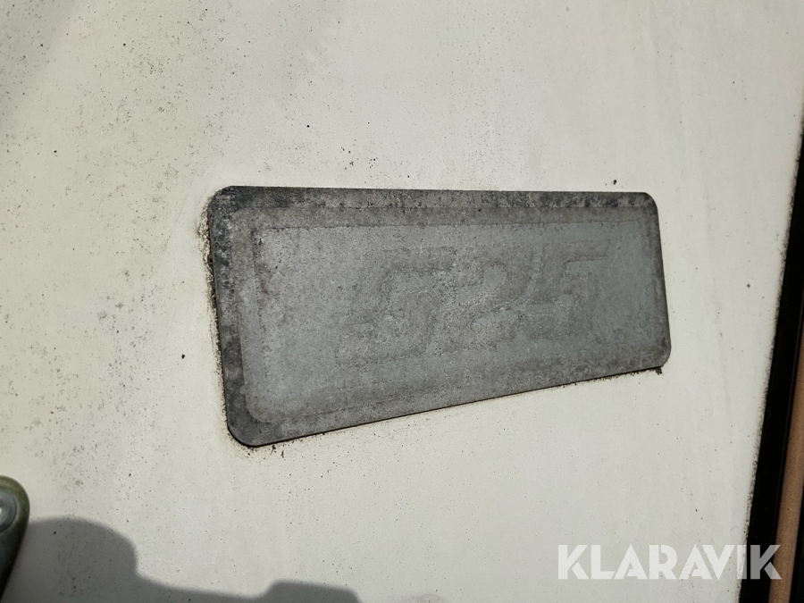 Båt Crescent 525 med båtkärra