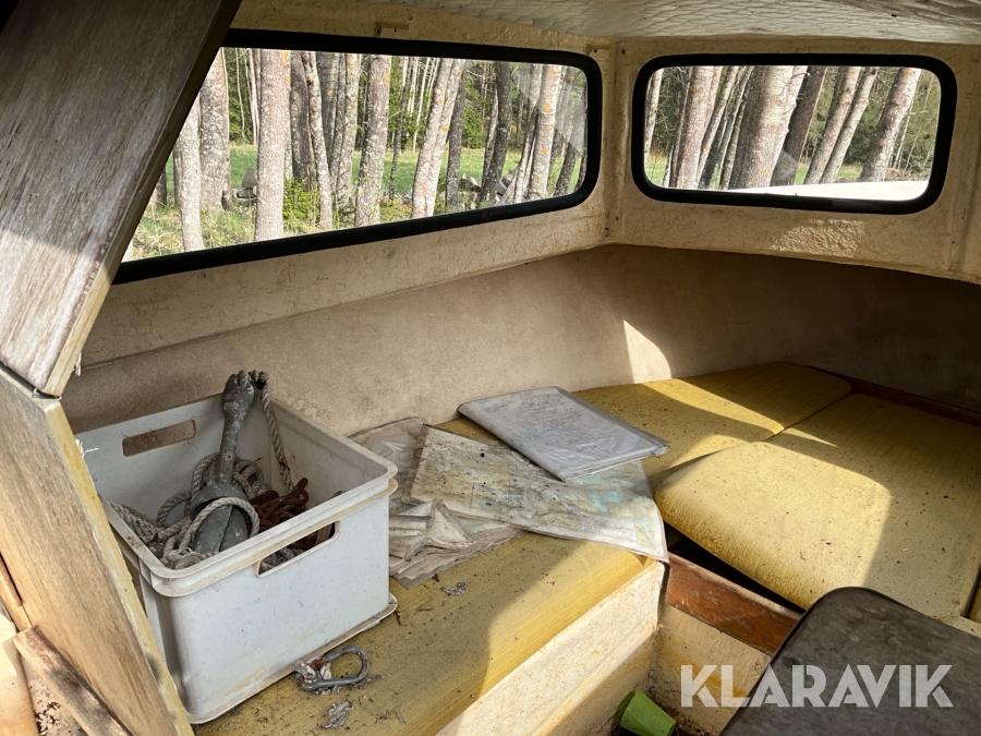 Båt Crescent 525 med båtkärra