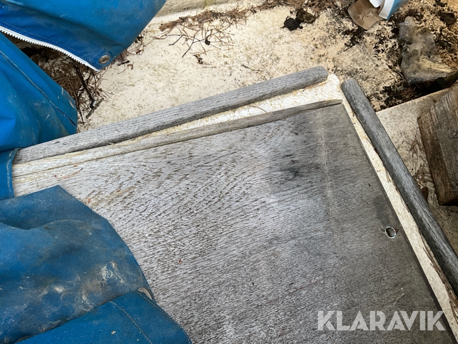 Båt Crescent 525 med båtkärra