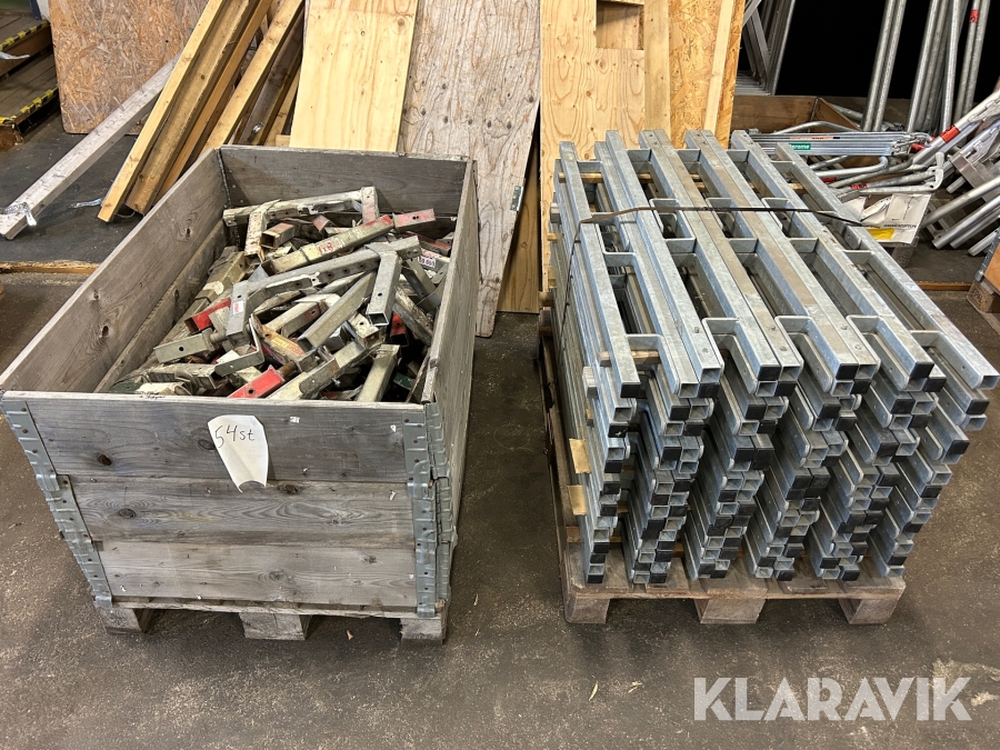 Stolpar och tving Combisafe för fallskydd