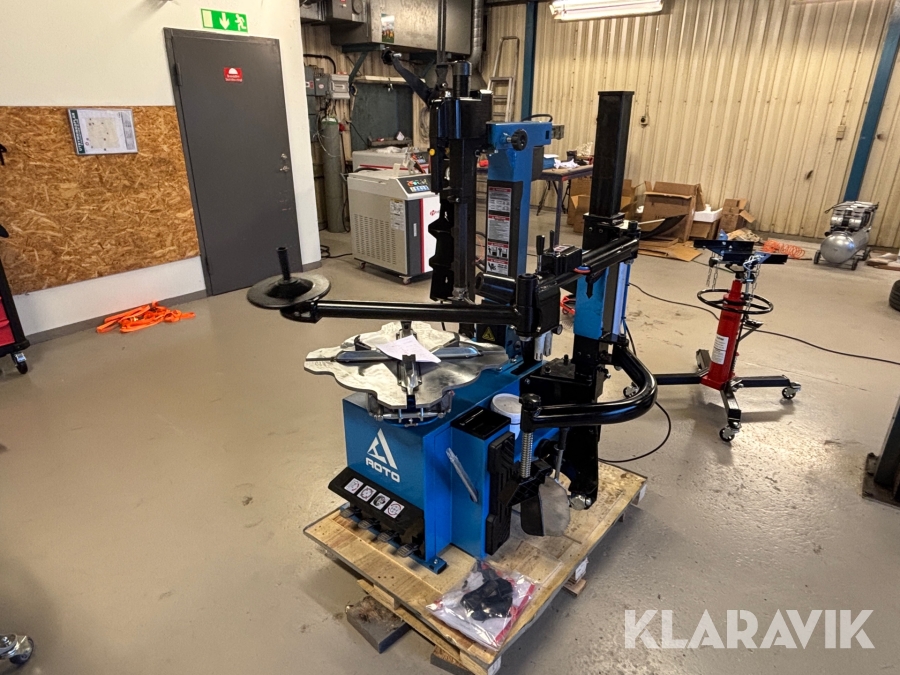 Däckmonteringsmaskin Aoto AT-680