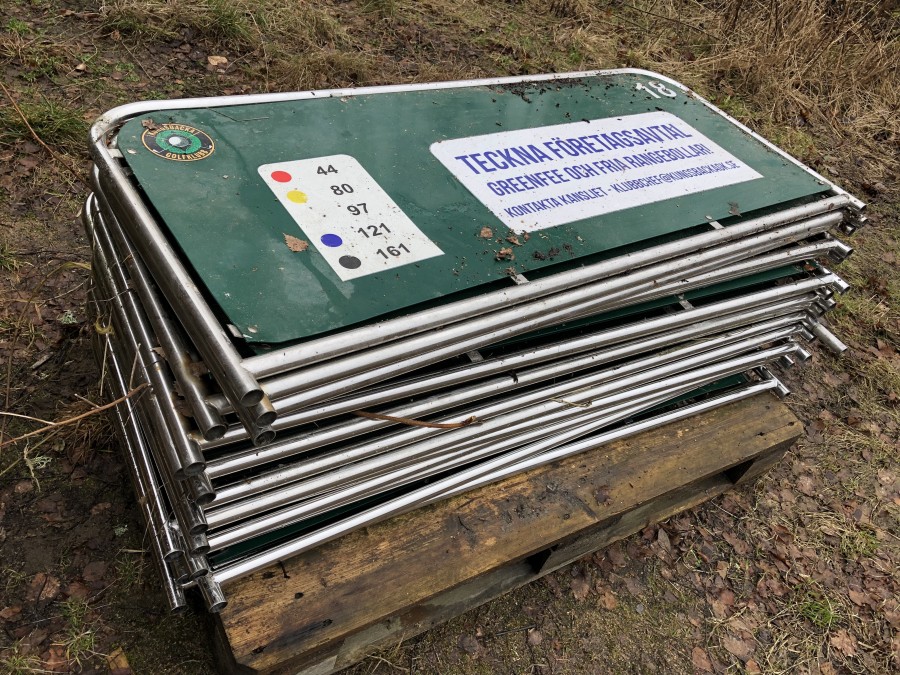 Ca 15 st rostfria bågar / rör för golfskyltar