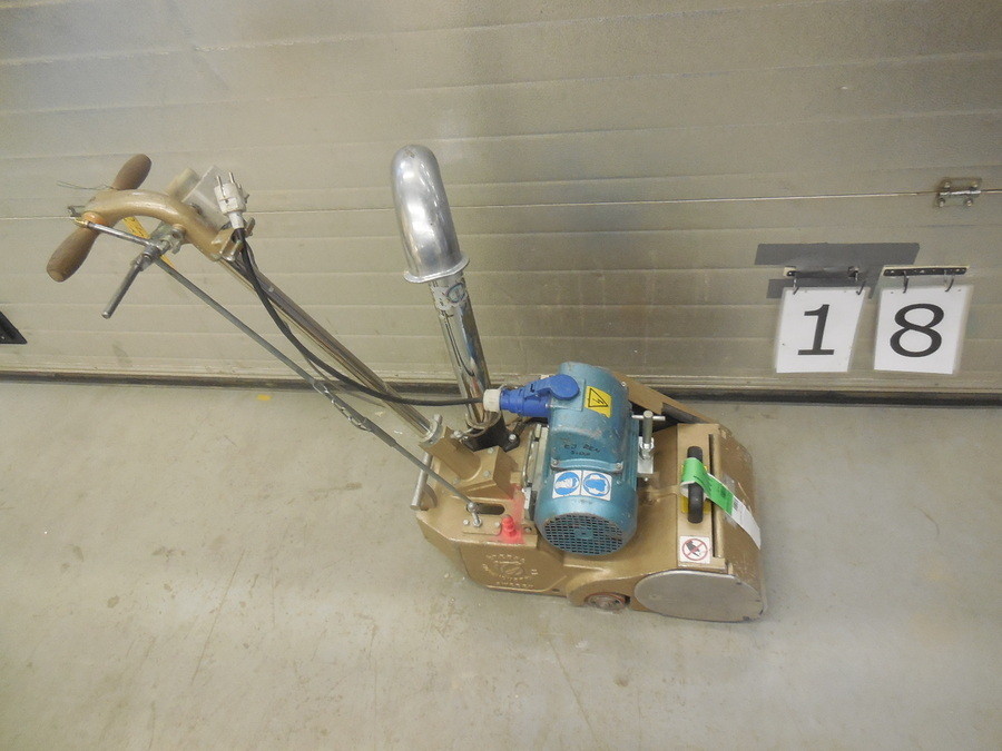 GOLVSLIPMASKIN TRÄGOLV