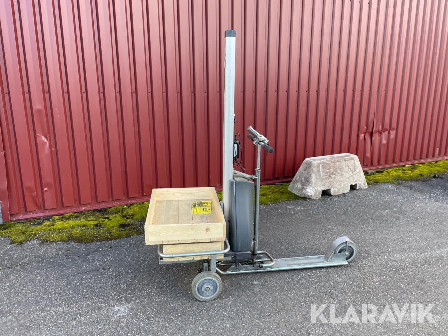 Sparkcykel med lyftkorg Edmolift