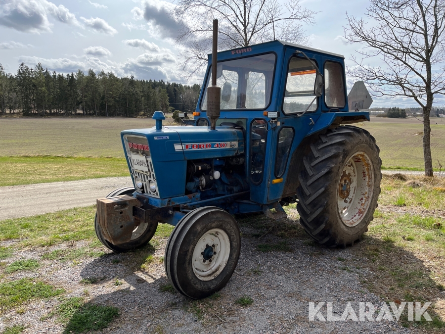 Traktor Ford 4000