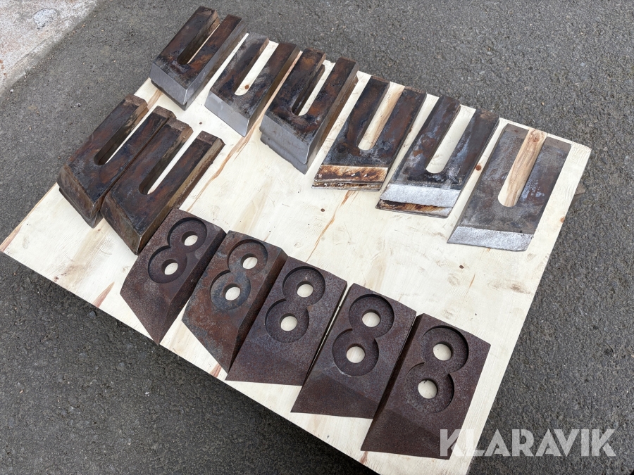 Knivar & knivhållare till flistugg Kesla