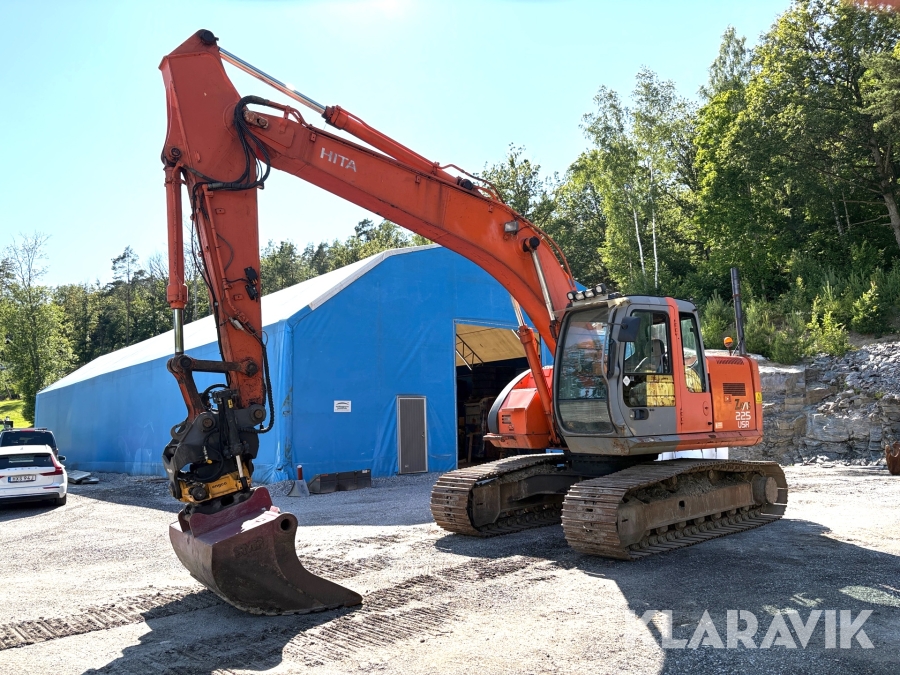 Grävmaskin Hitachi ZX225USR