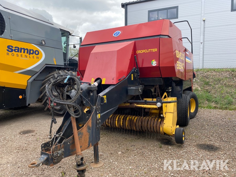 Fyrkantspress New Holland BB 940