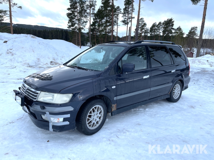 Mitsubishi Space Wagon 2.4 GDI 4WD