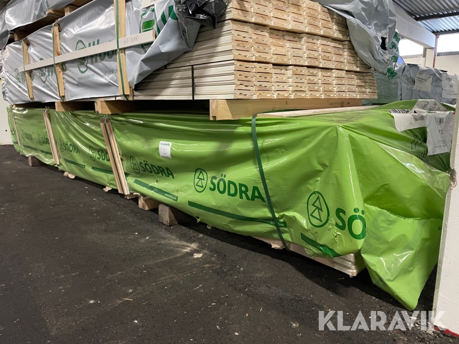 Foder M14 Allmoge Furu vitmålad