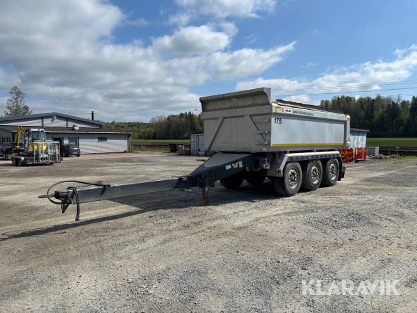 Tippsläp Istrail TN-144/54 tridem