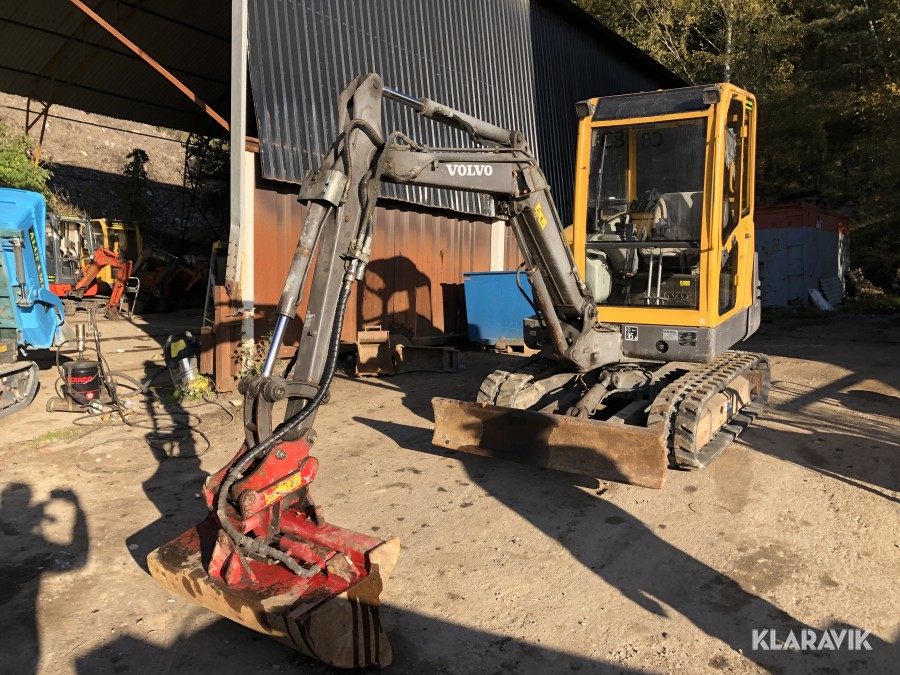 Grävmaskin Volvo EC25 281 -04 inkl 3 skopor