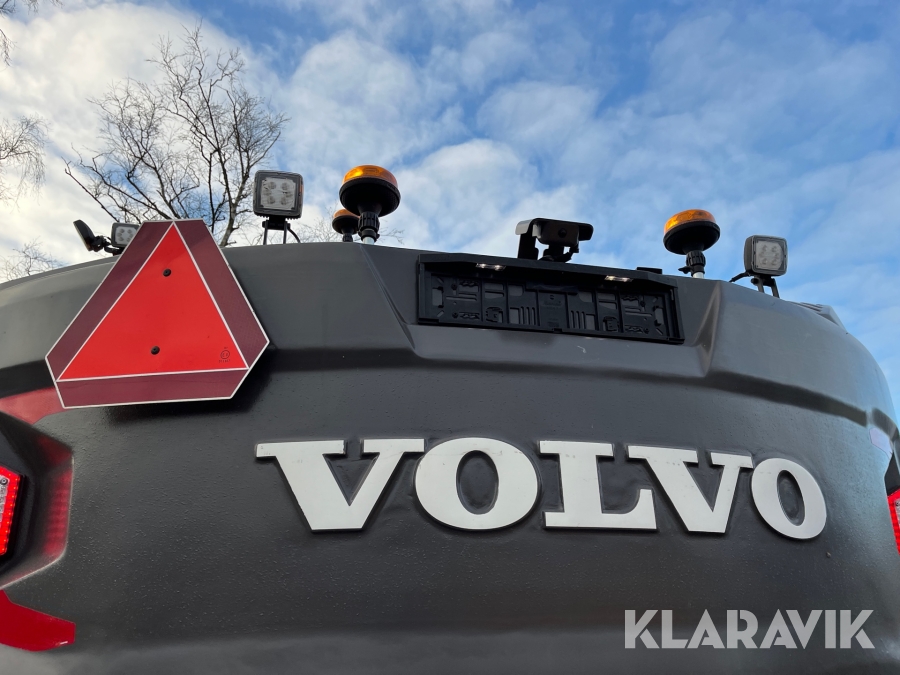 Hjulgrävare Volvo EWR150E GPS Vagn 7 redskap