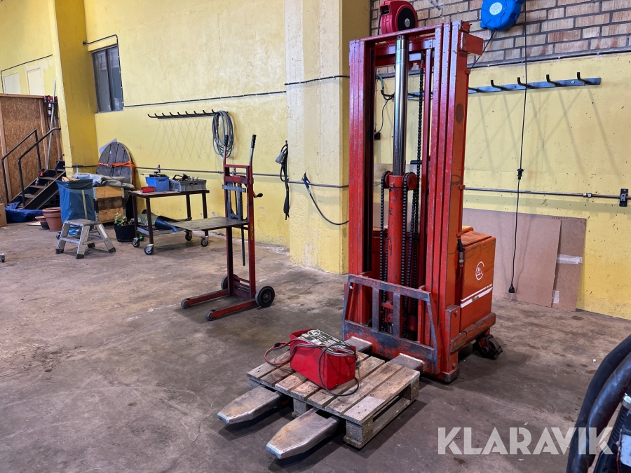 Truck BT  BTLSV1200/8