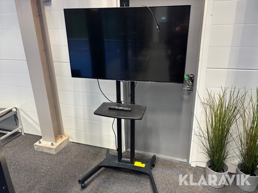 Tv Hitachi med stativ