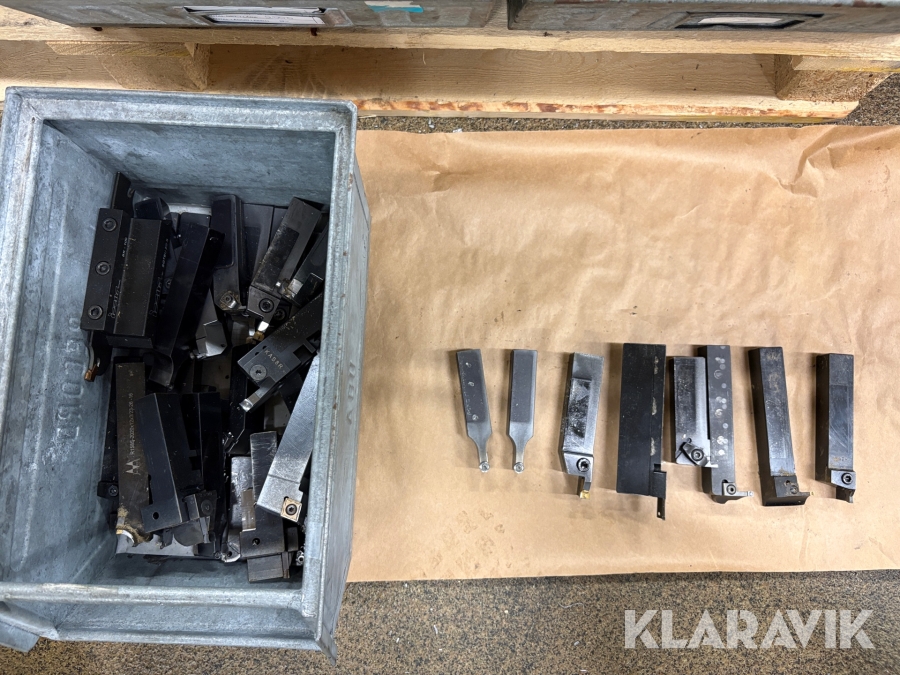 Svarv- och stickstål