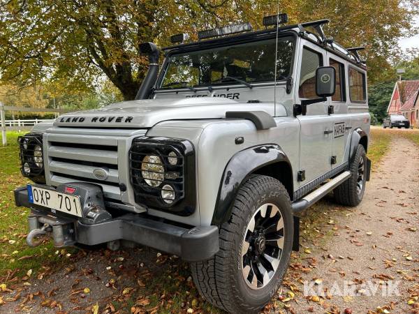 Land Rover Defender Puma 110 2.4 TDCi - RAW Edition