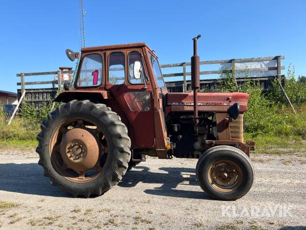 Traktor Massey Ferguson 165