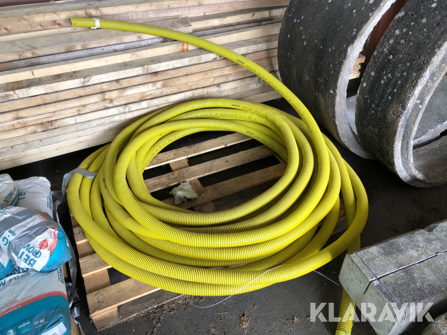 Elslang med dragtråd samt slät insida  