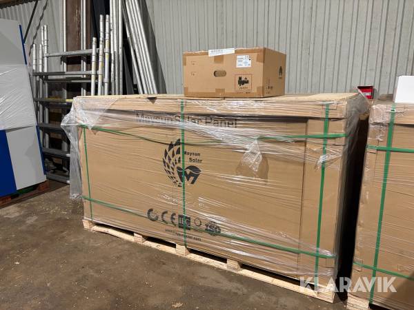 Solcellsanläggning Maysun Solar MS550MB-72H med inverter