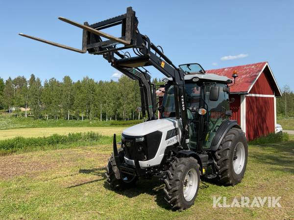 Traktor Landtrac 754C