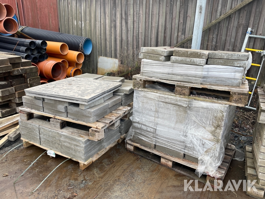 Betongplattor 35x35 ca 200 st