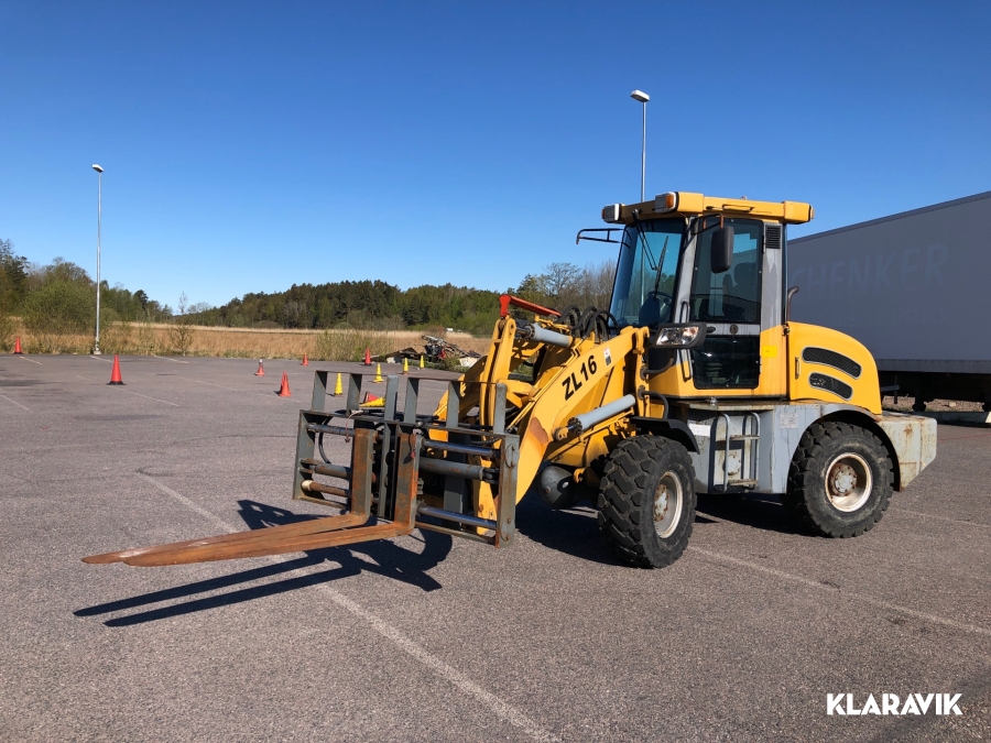 Hjullastare ZL 16 Inkl en mängd redskap
