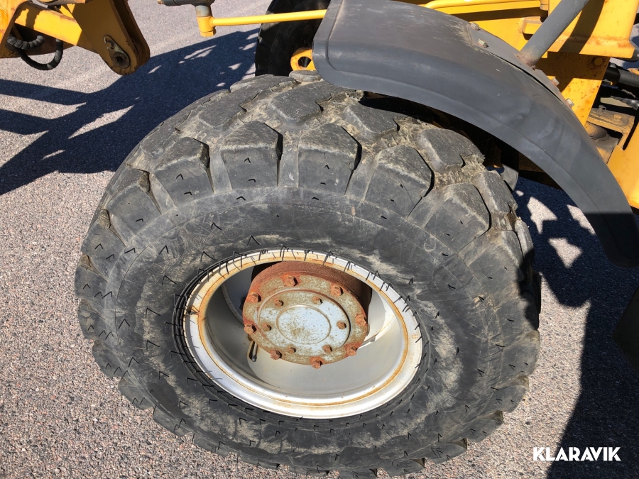 Hjullastare ZL 16 Inkl en mängd redskap