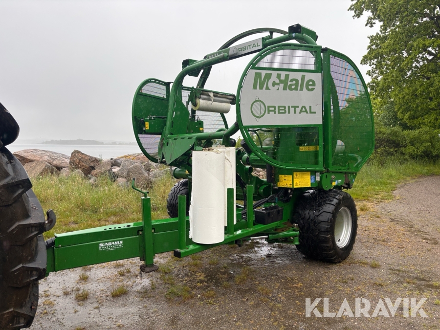 Plastare McHale Orbital High Speed Twin Dispenser Round Bale Wrapper