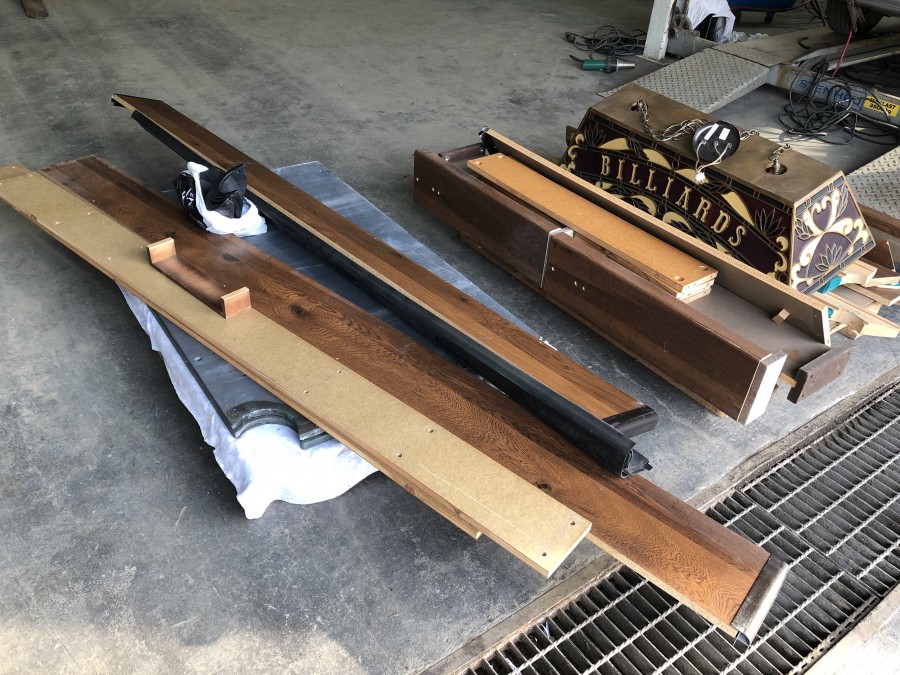 Komplett biljardbord inkl lampa