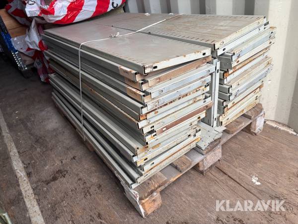 Hyllplan till lagerhyllor - Totalt cirka 230st