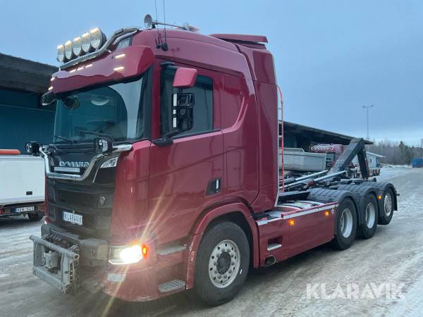 Lastväxlare Scania R580 Tridem Plogbilsutrustad