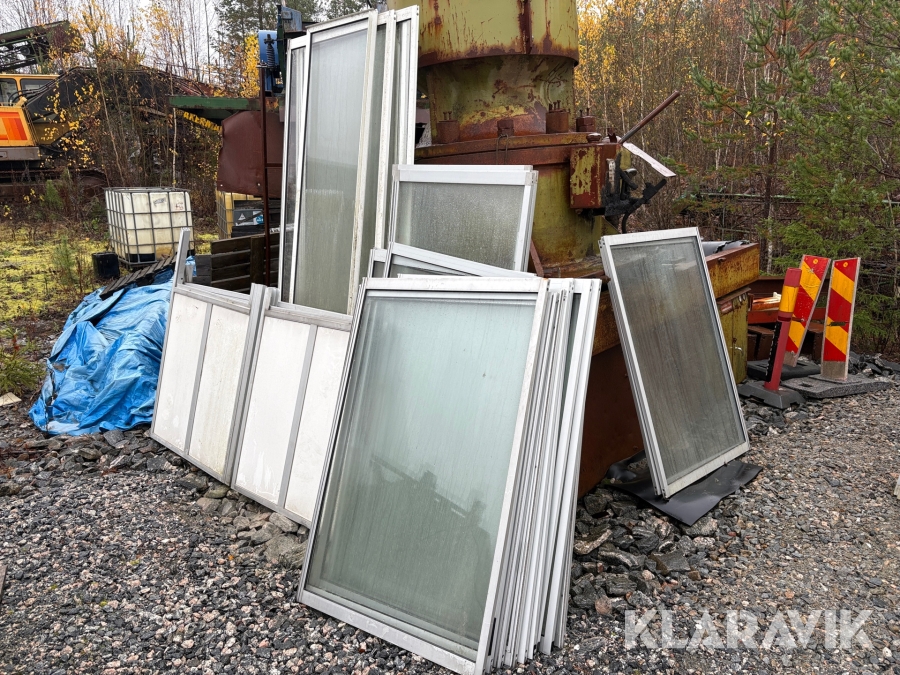 Inglasning Uterum/ Balkong