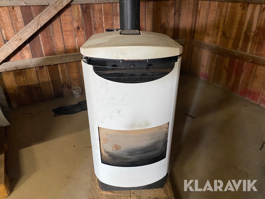 Pelletskamin med skorsten