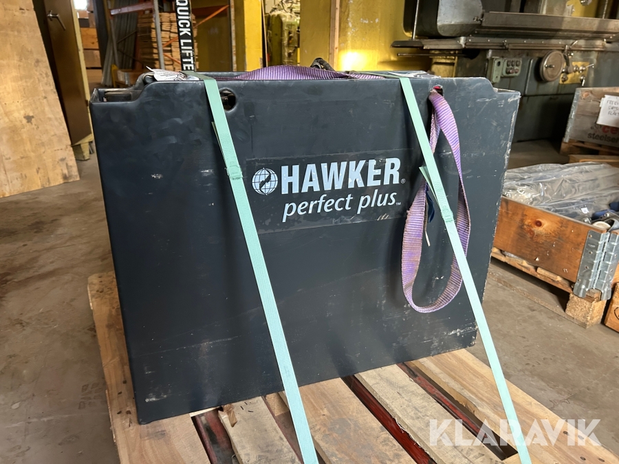 Truckbatteri Hawker 24V 3 PZS 375