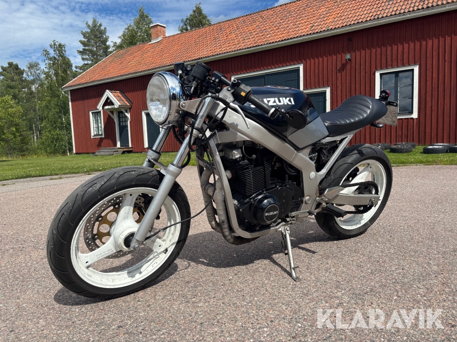 Suzuki Gs500e café racer