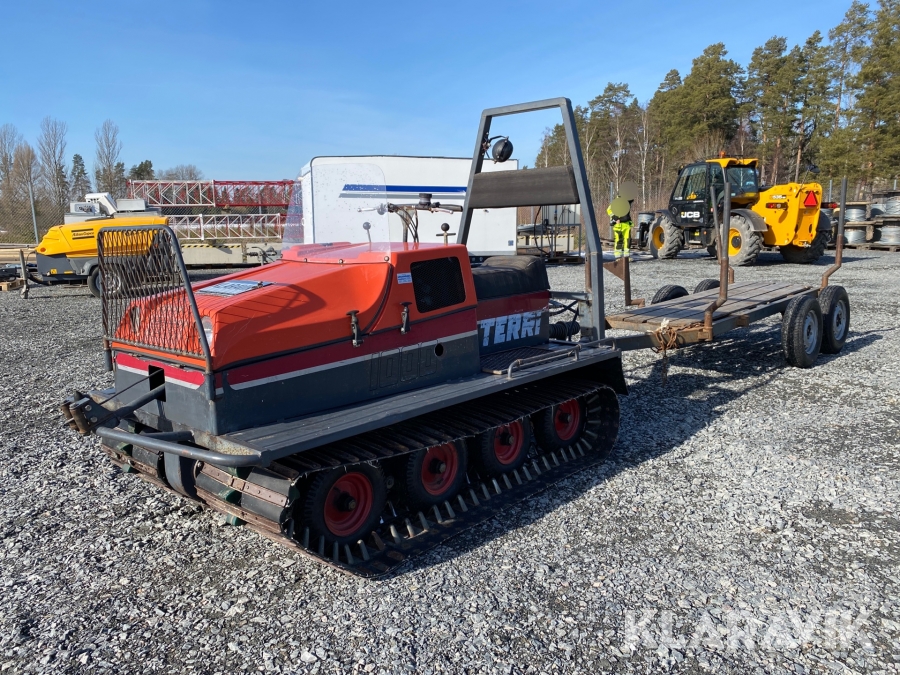 Skotare Terri 1000 Diesel med timmerkärra