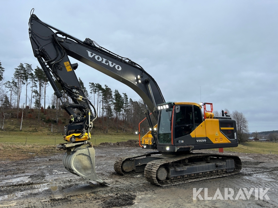 Grävmaskin Volvo EC250E med tiltrotator m grip och en skopa