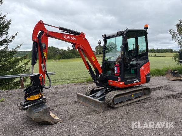 Grävmaskin Kubota KX027-4 med redskap