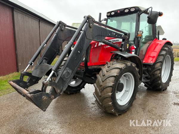 Traktor Massey Ferguson 6470 med frontlastare