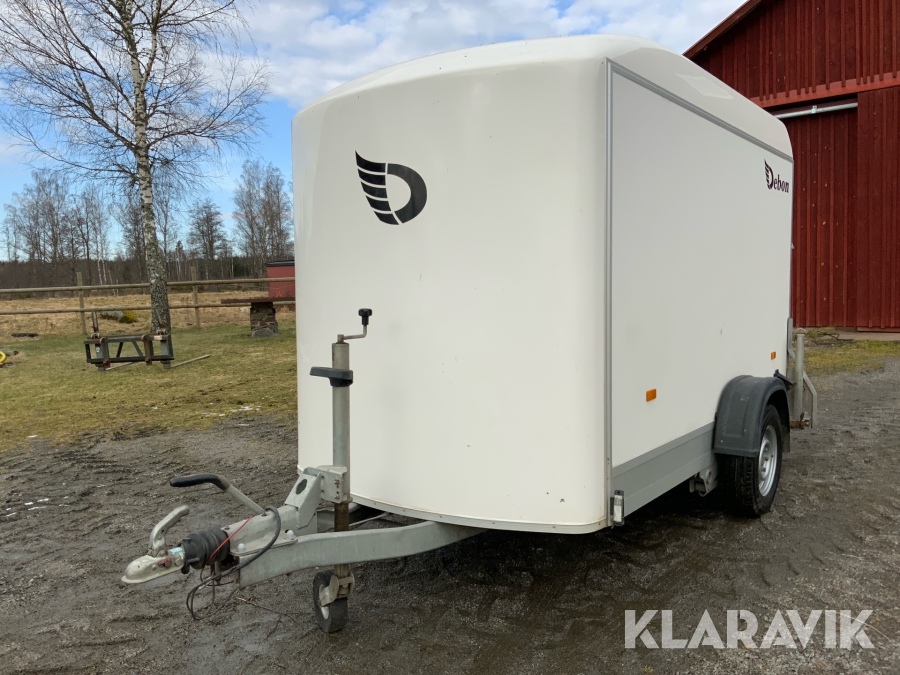 Skåpsläp Cheval Liberte Debon