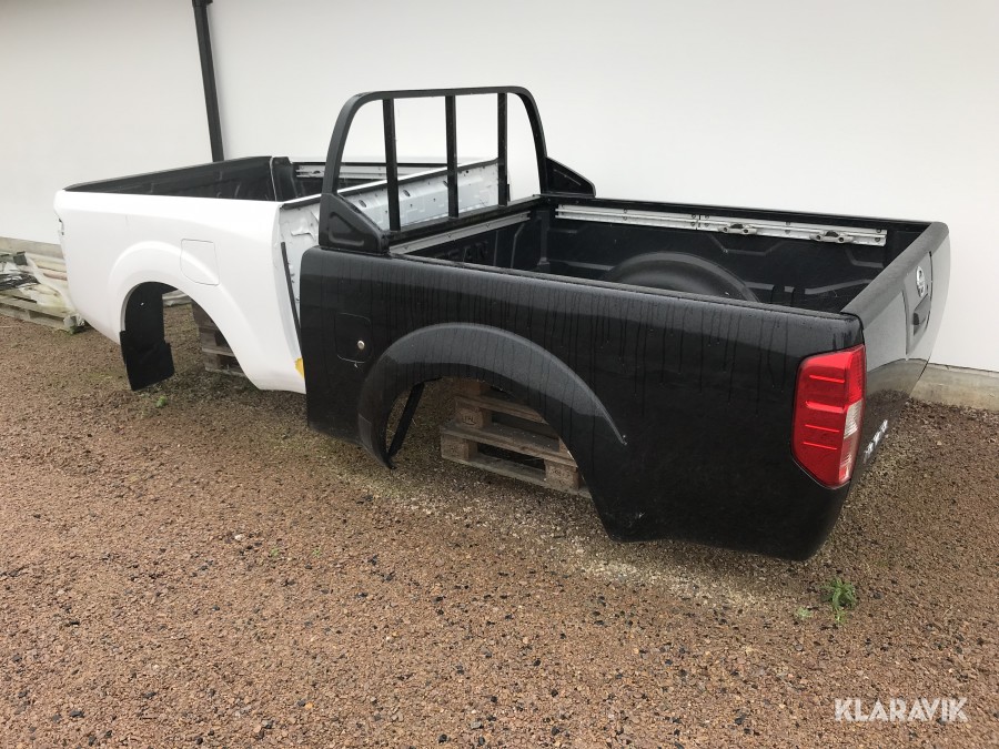 2 st Flak till Nissan Navara