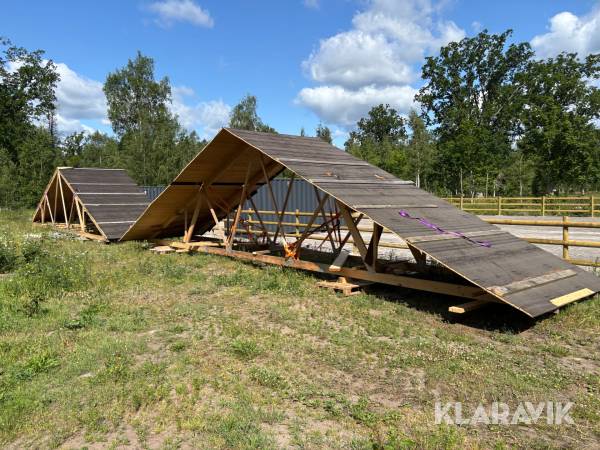 Takstolar med sval 13x8m
