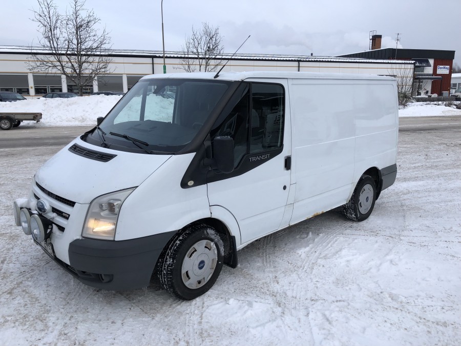 Ford Transit -08