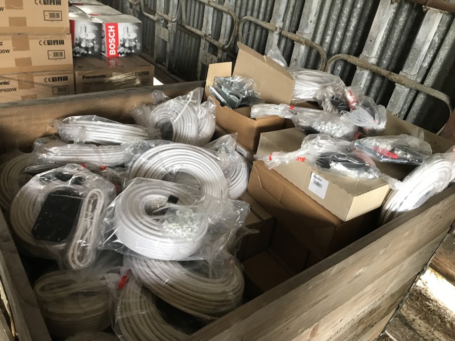 Antennkablar och Parabolfästen