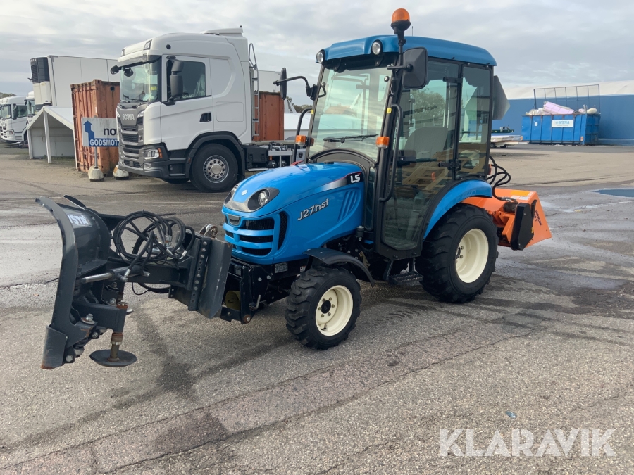 Kompakttraktor LS J27 hst med snöutrustning
