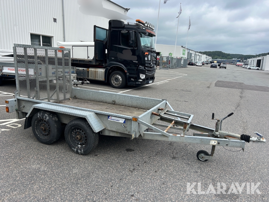 Maskinsläp Indespension AD2005