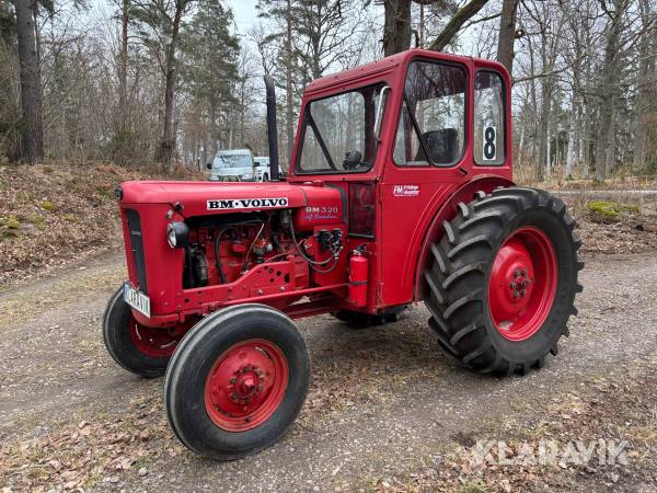 Traktor Volvo BM 320 modifierad