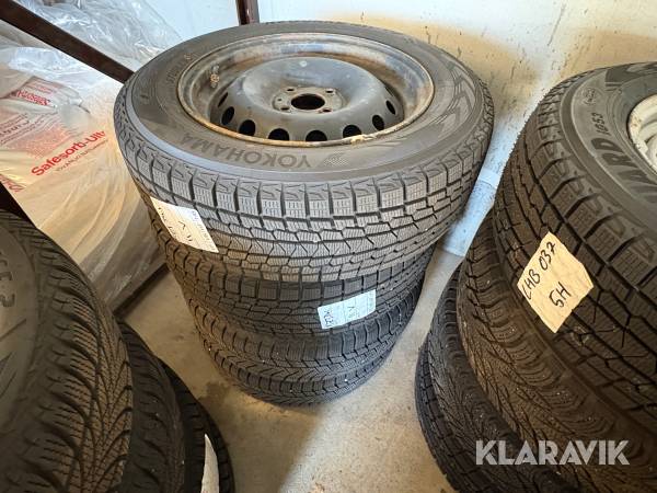 Året runt däck 185/65R15 4st