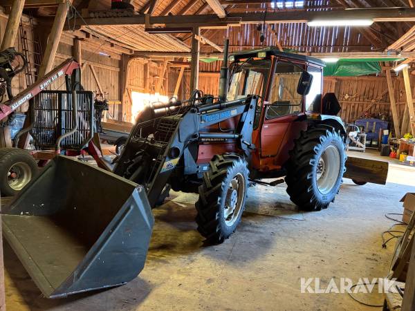 Traktor Valmet 305 med frontlastare & redskap